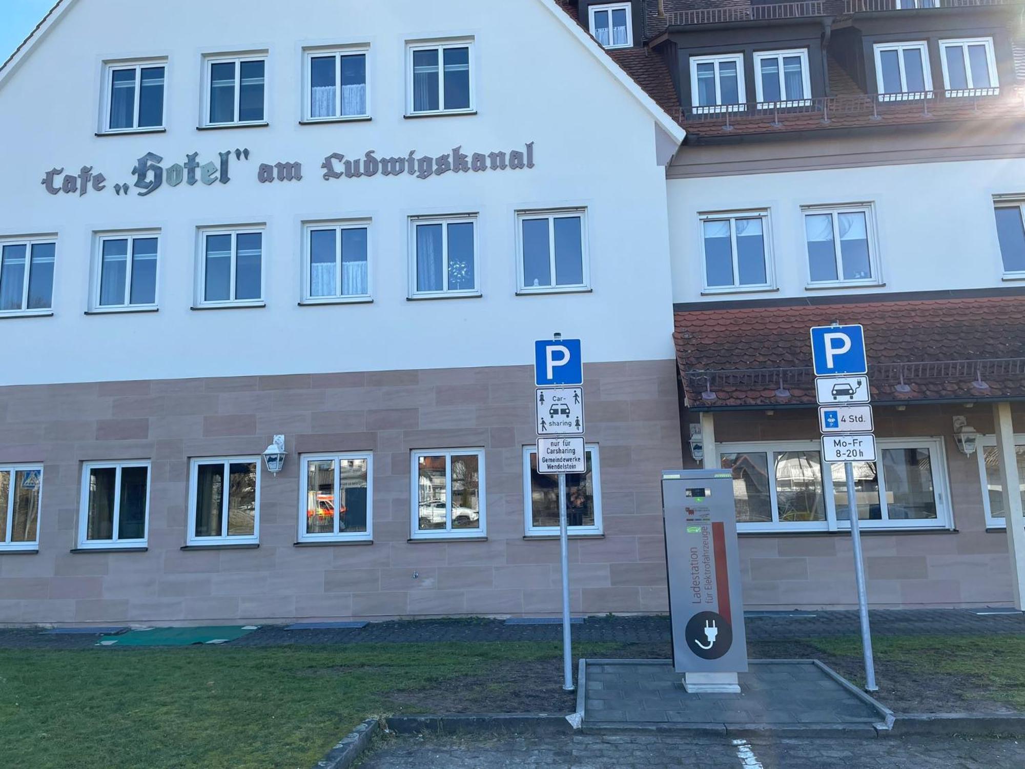 Hotel Am Ludwigskanal Wendelstein Ngoại thất bức ảnh